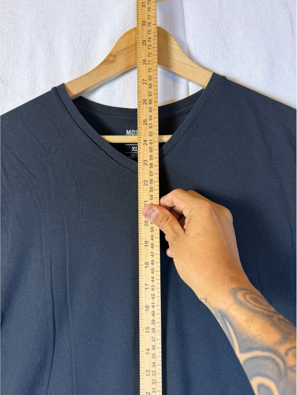 Mossimo Supply Co Mens XL Black V Neck T Shirt Plain Solid Short Sleeve Tee - Picture 5 of 6